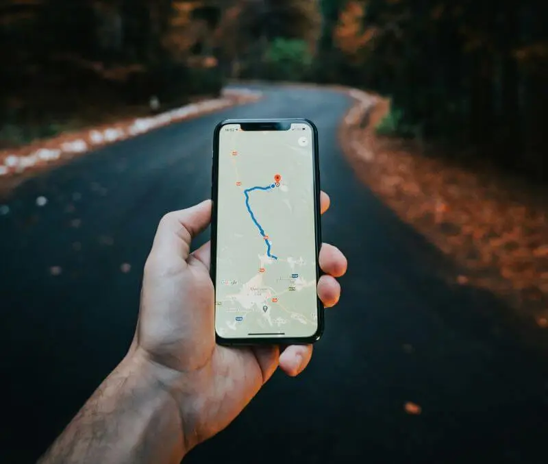 How to Track Someone's Location Live: Easy & Effective Methods