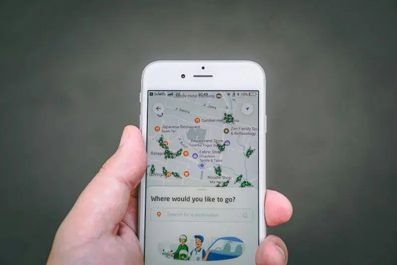 Track Live Location by Phone Number: 5 Best Tools