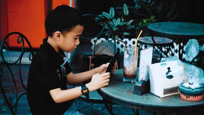 Is AI Good for Kids? What Every Parent Needs to Know