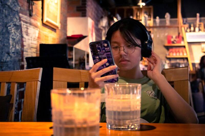 is textnow safe