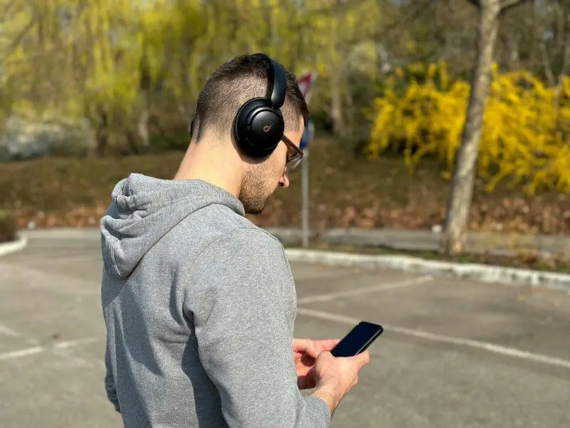 How to Listen to Phone Surrounding Live Free: A Step-by-Step Guide