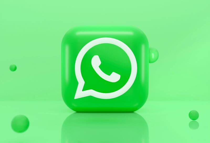 is whatsapp a cheating app